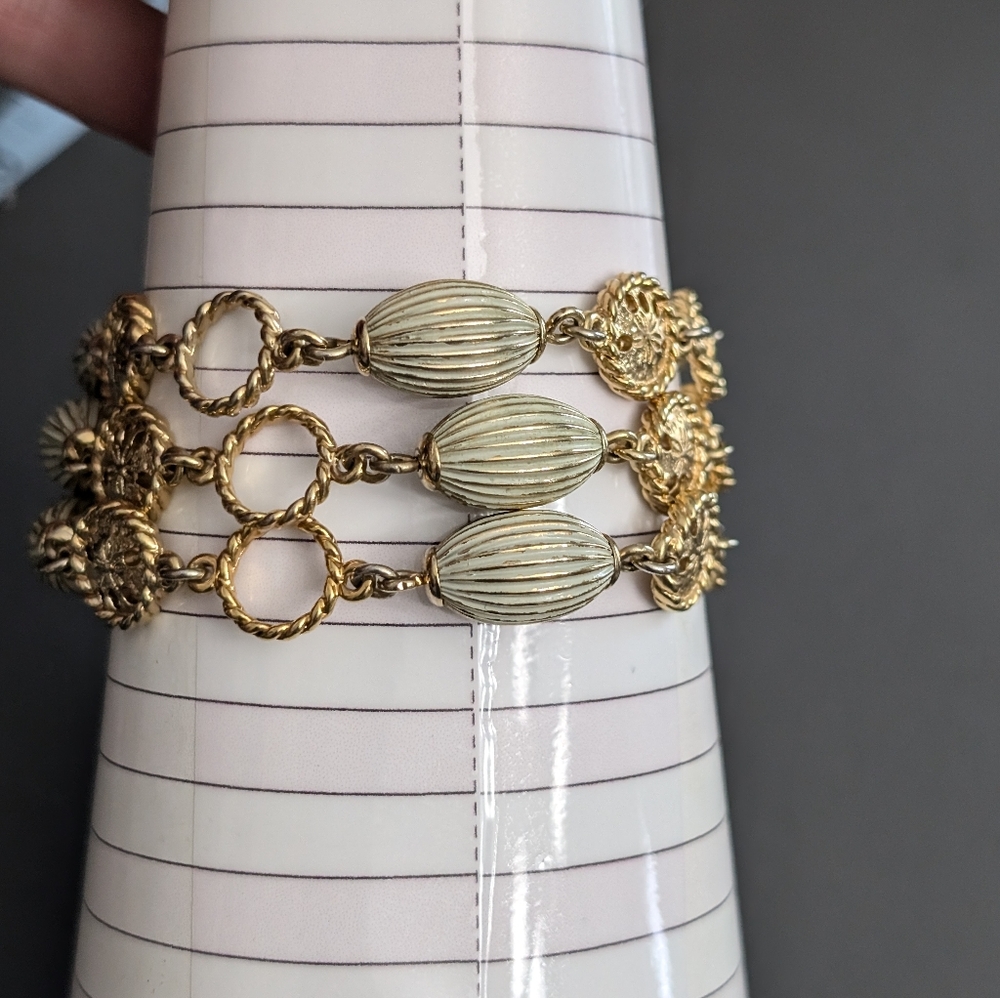 Vintage Monet 3 Chain Sand dollar Bracelet